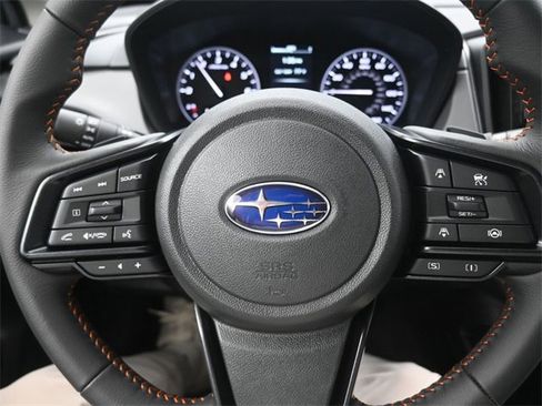 New 2025 Subaru Crosstrek 2.5i Limited w/ Popular Package #3A image 5