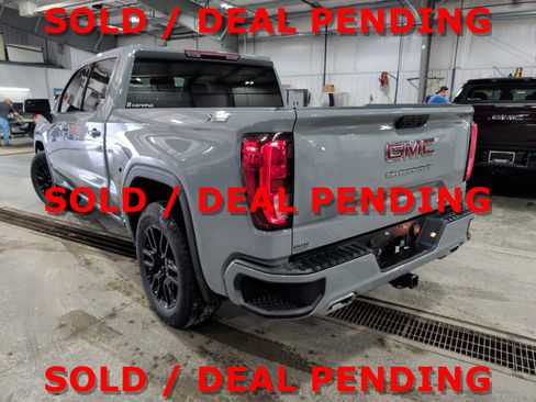 Used 2024 GMC Sierra 1500 Elevation w/ X31 Off-Road Package AWD/4WD image 4