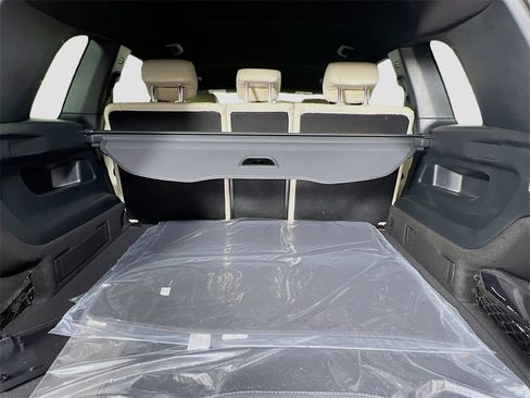 New 2025 Mercedes-Benz GLB 250 4MATIC image 25