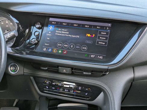 Used 2021 Buick Envision Preferred AWD/4WD image 19