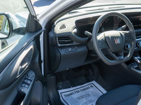New 2026 Buick Envista Preferred image 10