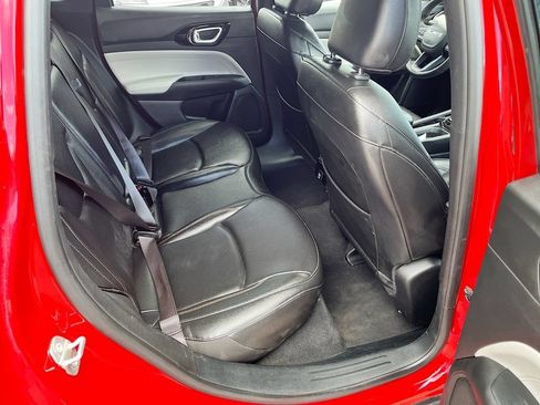 Used 2024 Jeep Compass Limited AWD/4WD image 25