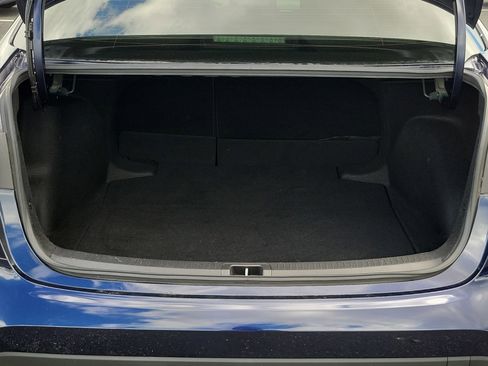 Used 2023 Toyota Corolla LE image 12