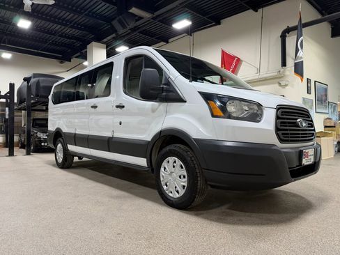 Used 2016 Ford Transit 350 XL image 5