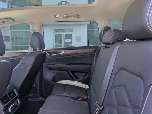 New 2026 Volkswagen Atlas SE FWD image 15