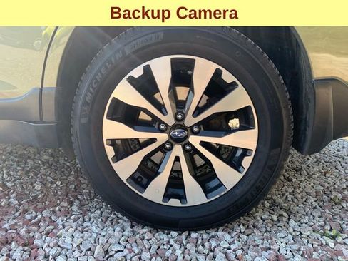 Used 2015 Subaru Outback 3.6R Limited AWD/4WD image 9