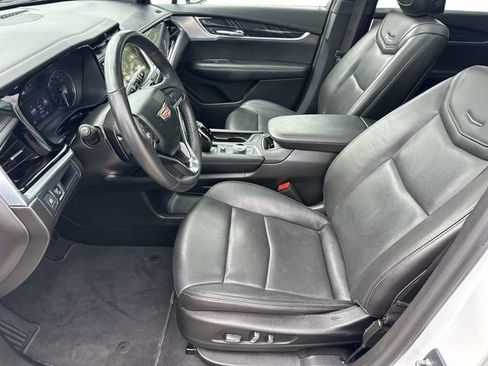 Used 2023 Cadillac XT6 Premium Luxury AWD/4WD image 20