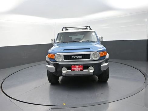 Used 2011 Toyota FJ Cruiser 4WD w/ Convenience Pkg image 27