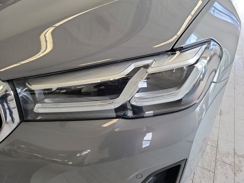 Used 2022 BMW 530i xDrive w/ Convenience Package image 9