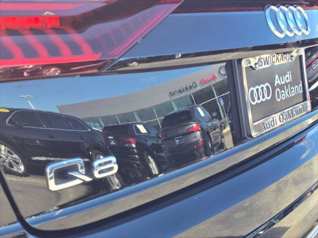 Used 2023 Audi Q8 Premium Plus w/ Premium Plus Package AWD/4WD image 13