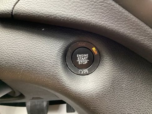 Used 2021 Jeep Cherokee Latitude Lux w/ Trailer Tow Group image 37