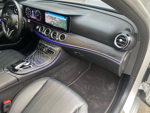 Used 2020 Mercedes-Benz E 350 4MATIC Sedan image 26