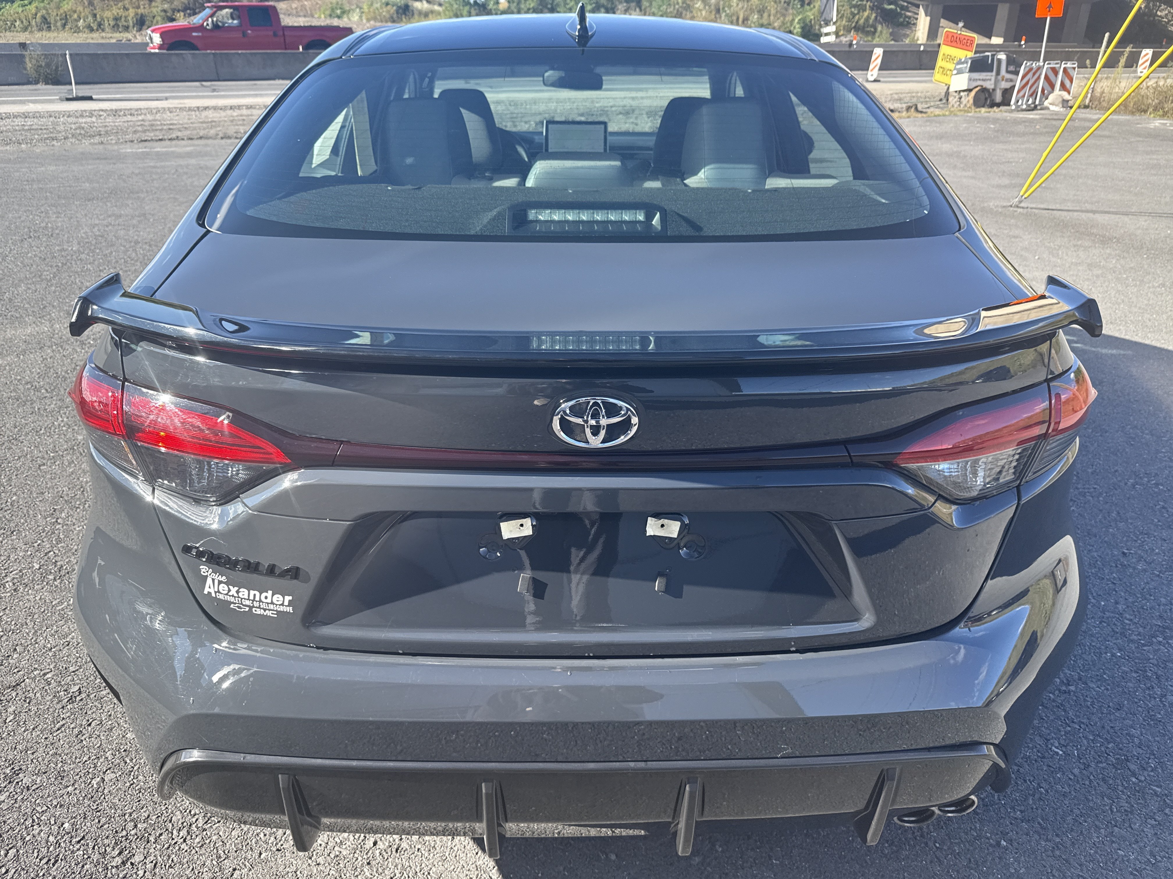 Used 2025 Toyota Corolla FX w/ Convenience Package FWD image 4