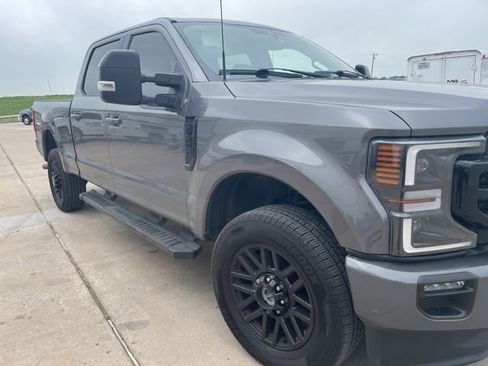 Used 2022 Ford F250 Lariat w/ Black Appearance Package AWD/4WD image 7