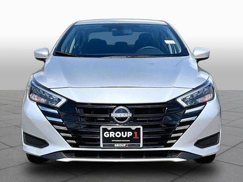 Certified 2025 Nissan Versa SV w/ Trunk Package FWD image 4