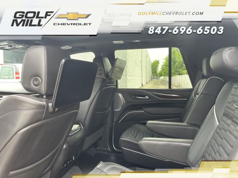 Certified 2024 Cadillac Escalade Sport Platinum w/ Heavy-Duty Trailer Package AWD/4WD image 26