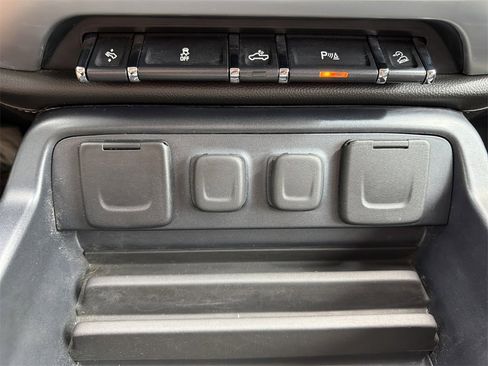 Used 2018 GMC Sierra 1500 SLT w/ Texas SLT Premium Package image 32