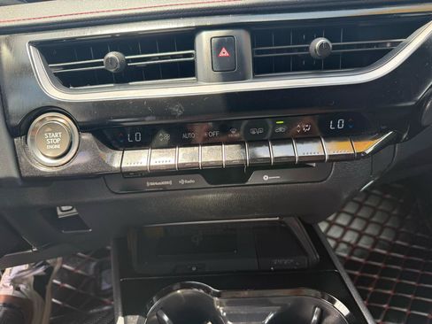 Used 2022 Lexus UX 200 F Sport w/ Accessory Package (Z2) FWD image 22