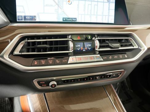 Used 2019 BMW X5 xDrive40i w/ Executive Package AWD/4WD image 28