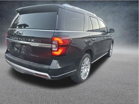 Used 2023 Ford Expedition Platinum image 8