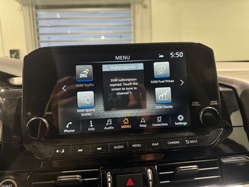 Used 2022 Nissan Pathfinder Platinum w/ Cargo Package AWD/4WD image 21