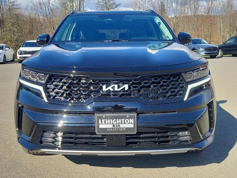Used 2022 Kia Sorento SX image 2