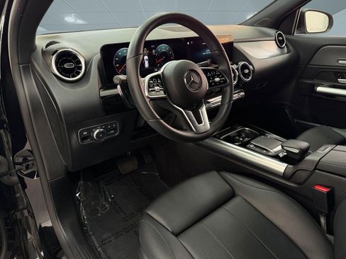 Used 2023 Mercedes-Benz GLA 250 image 4