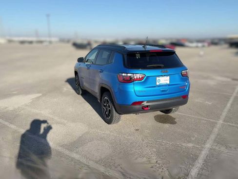 New 2026 Jeep Compass Trailhawk image 9