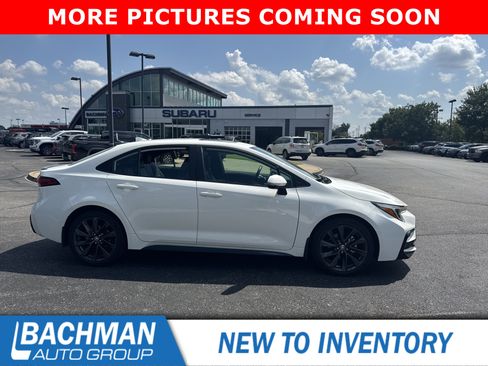 Used 2024 Toyota Corolla XSE FWD image 2
