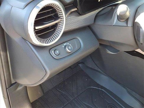 New 2026 Chevrolet Trax ACTIV image 11