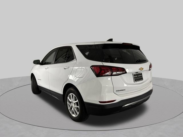 Used 2023 Chevrolet Equinox LT w/ Driver Convenience Package AWD/4WD image 5