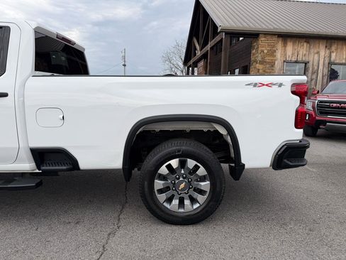 Used 2022 Chevrolet Silverado 2500 Custom w/ Custom Value Package image 35