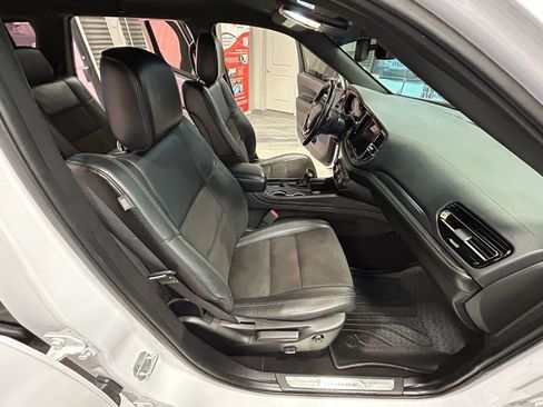 Used 2021 Dodge Durango GT image 39