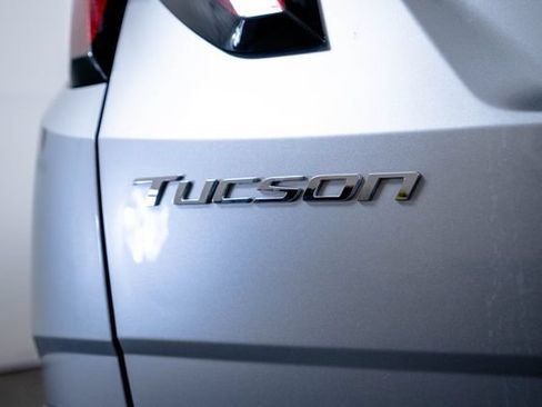 Certified 2024 Hyundai Tucson SEL AWD/4WD image 11