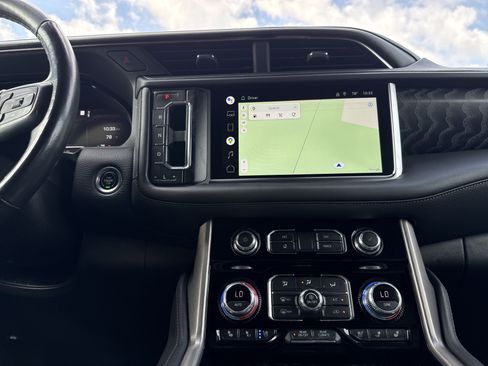 Used 2022 GMC Yukon Denali AWD/4WD image 31