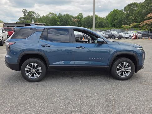 New 2026 Chevrolet Equinox LT FWD image 11
