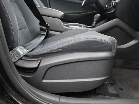 Used 2021 Hyundai Tucson Value image 15