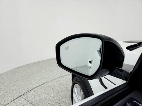 Certified 2022 Land Rover Discovery Sport SE image 19