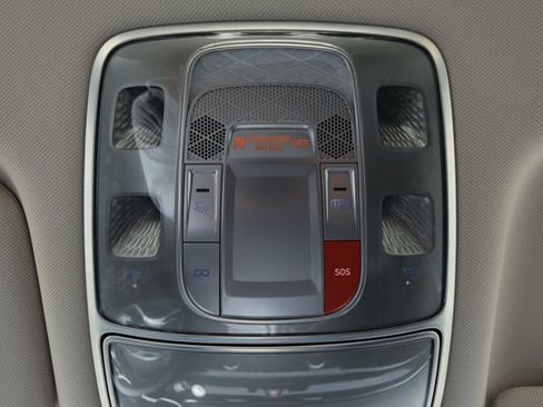 Used 2023 Genesis G80 2.5T image 22