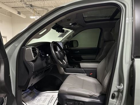 Used 2024 Toyota Sequoia Limited image 19