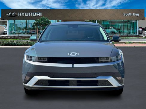 New 2026 Hyundai Ioniq 5 SE image 12