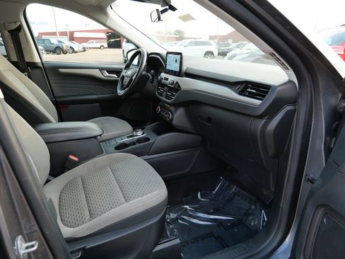 Certified 2021 Ford Escape SE w/ SE Sport Appearance Package AWD/4WD image 11