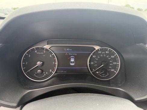 Used 2025 Nissan Altima 2.5 SV FWD image 13