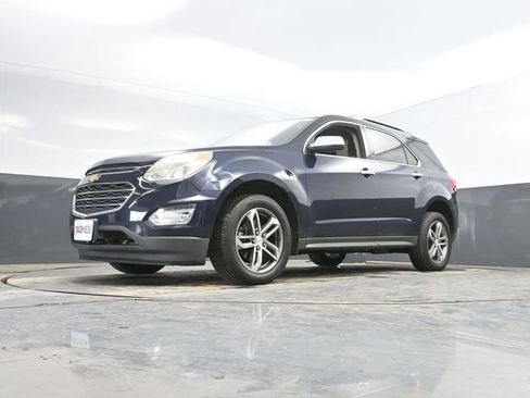 Used 2017 Chevrolet Equinox Premier w/ Enhanced Convenience Package image 34