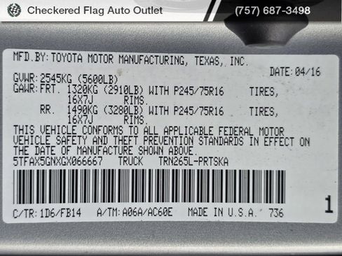 Used 2016 Toyota Tacoma SR image 46
