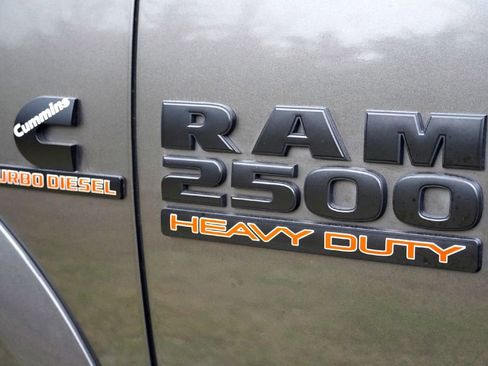 Used 2017 RAM 2500 Laramie w/ Sport Appearance Group image 12