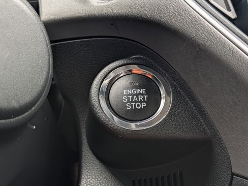 Used 2024 Subaru Crosstrek 2.0i Premium image 29