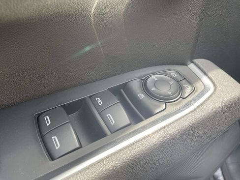 Used 2026 Chevrolet Silverado 1500 RST RWD image 17