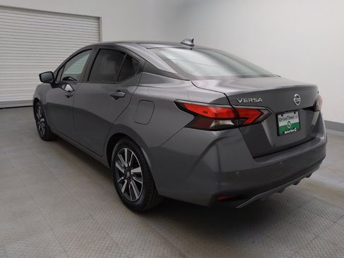 Used 2021 Nissan Versa SV image 5
