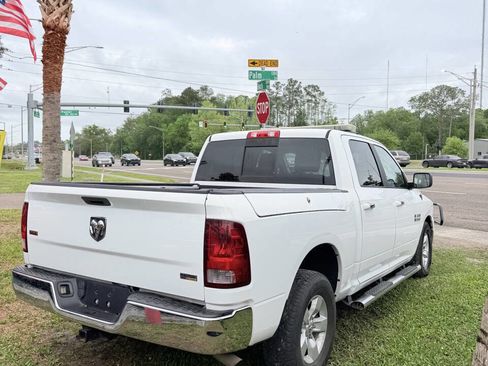 Used 2017 RAM 1500 Classic SLT RWD image 10